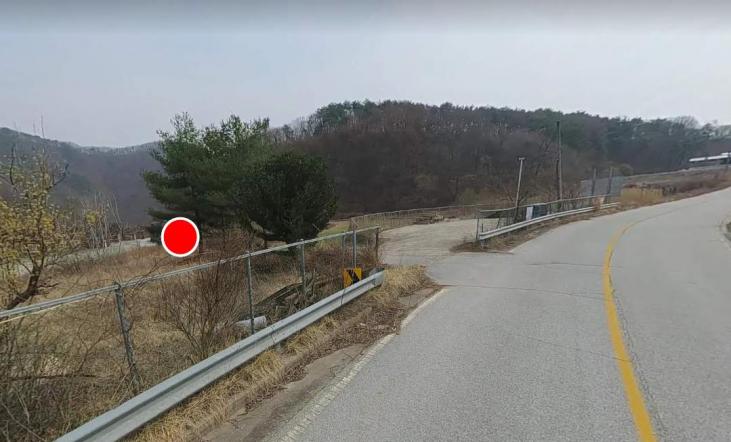 2���� ���� �αٿ� ��ġ�� ��������